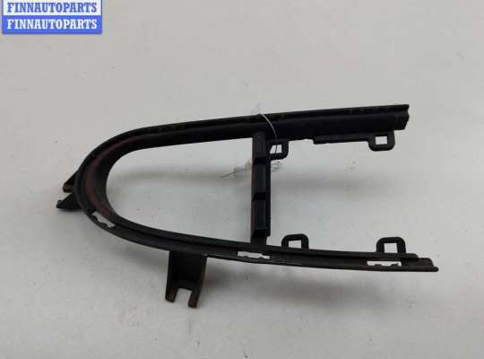 Рамка фары противотуманной правой FO2087065 на Ford Galaxy (1995-2000)