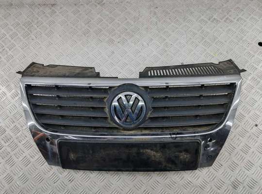 Решетка радиатора VG2763329 на Volkswagen Passat B6