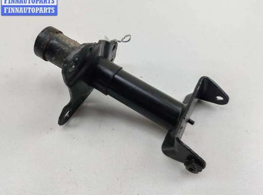 купить Кронштейн бампера переднего на Volkswagen Passat B5