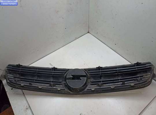 купить Решетка радиатора на Opel Vectra C (2002-2008)
