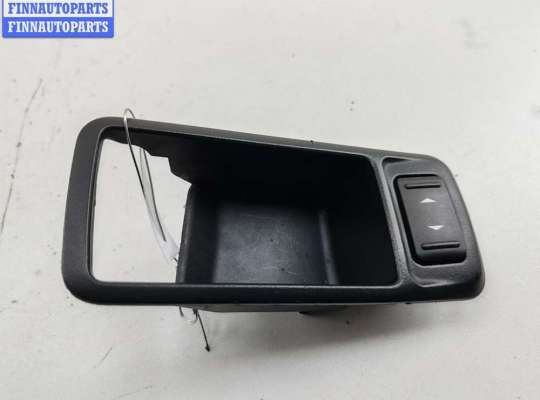 купить Кнопка стеклоподъемника переднего правого на Ford Focus II (2004-2011)