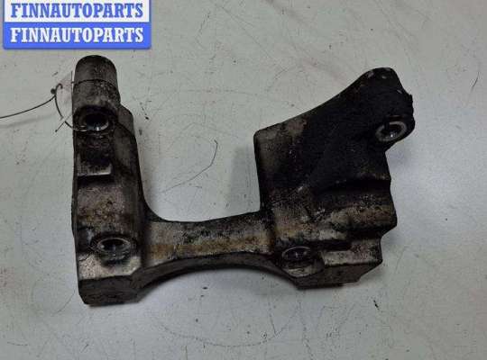 Кронштейн крепления FO2046639 на Ford Focus I (1998-2005)