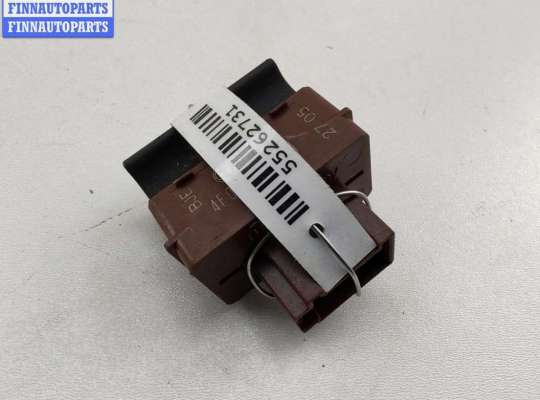 купить Кнопка открывания багажника на Audi A6 C6 (2004-2011)