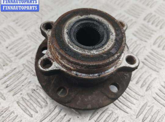 купить Ступица передняя левая на Volkswagen Passat B6