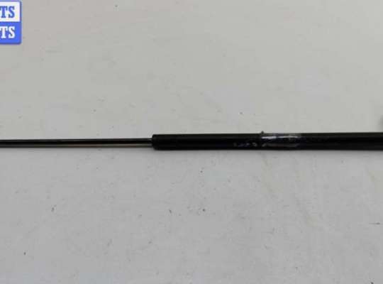 Купить Амортизатор капота на Audi 80 B4 (1991-1996) Амортизатор капота AU1701998 на Audi 80 B4 (1991-1996)