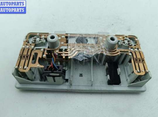 купить Фонарь салонный (плафон) на Volkswagen Bora