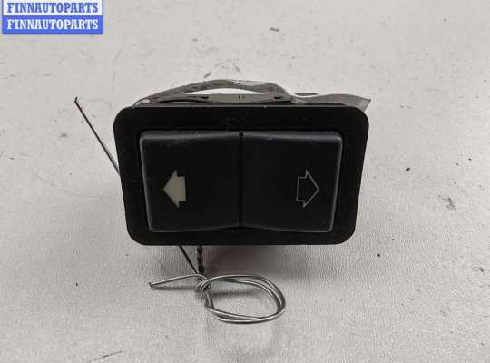 купить Кнопка стеклоподъемника переднего правого на BMW 7 E38 (1994-2001)