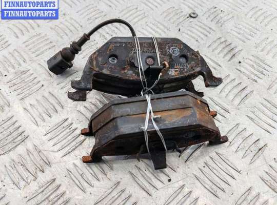 Купить Колодки тормозные передние на Volkswagen Golf-4 Колодки тормозные передние VG2706160 на Volkswagen Golf-4