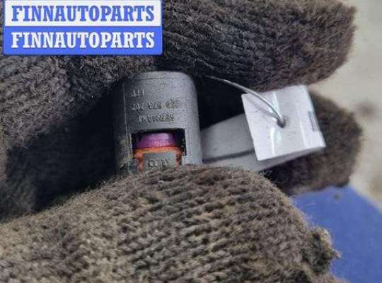 купить Разъем (фишка) проводки на Volkswagen Touran