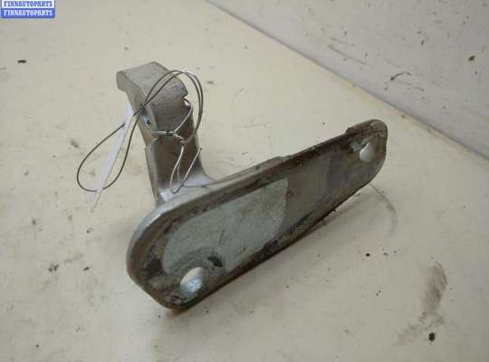 купить Петля двери передней правой на Volkswagen Transporter T5