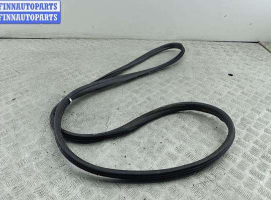 купить Уплотнитель двери передней левой на Peugeot 308 T7 (2007-2013)