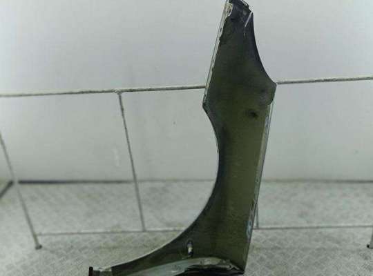 купить Крыло переднее правое на Peugeot 407