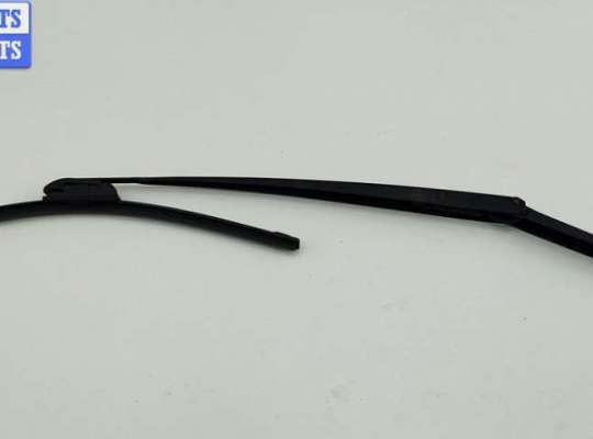 Купить Щеткодержатель (поводок стеклоочистителя) передний на BMW 3 E46 (1998-2006) Щеткодержатель (поводок стеклоочистителя) передний BM3592798 на BMW 3 E46 (1998-2006)