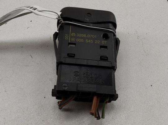 купить Кнопки управления прочие (включатель) на Mercedes Vito-1 W638 (1996-2003)