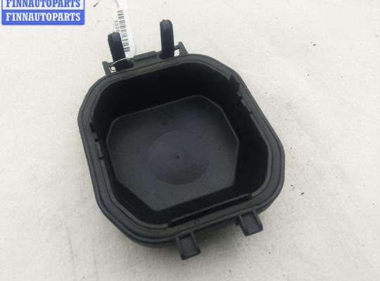 купить Крышка (заглушка) задняя фары правой на BMW 3 E36 (1991-2000)