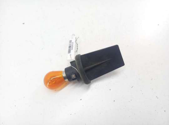 Патрон лампы указателя поворота BM2381431 на BMW 7 E65/E66 (2001-2008)