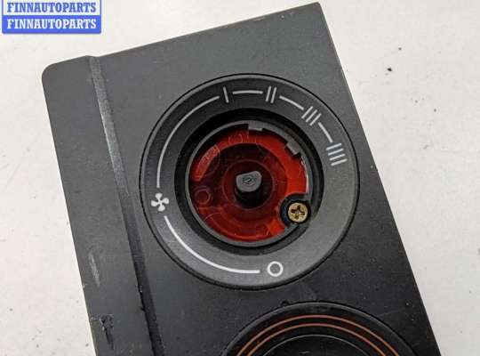 купить Переключатель отопителя на Audi 80 B4 (1991-1996)