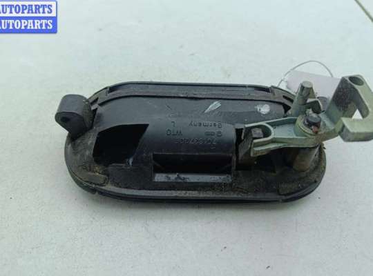 Ручка двери наружная передняя левая VG2470863 на Volkswagen Transporter T4
