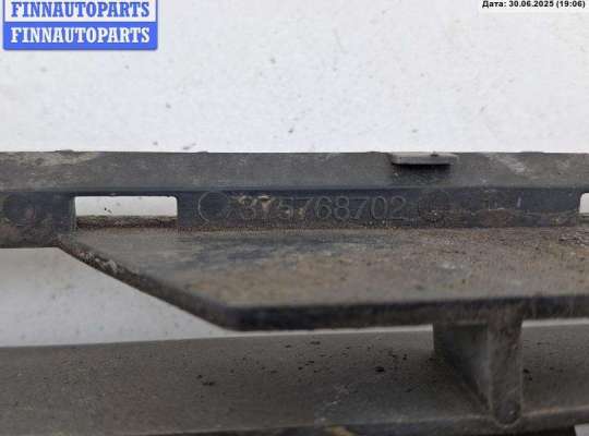 купить Решётка (заглушка) в бампер на Opel Astra H (2004-2009)