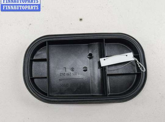 купить Крышка (заглушка) задняя фары левой на Volvo S40 / V50 (2004-2013)