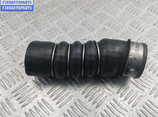 купить Патрубок интеркулера на Volkswagen Passat B6