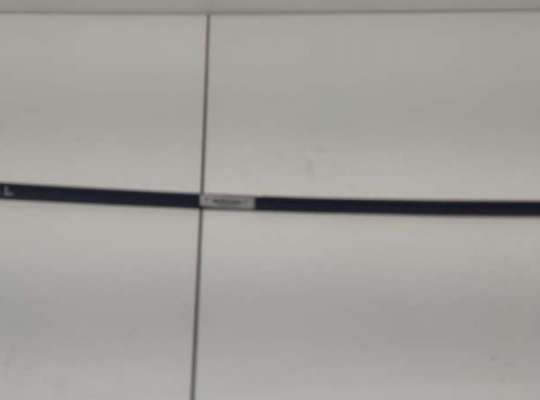 купить Молдинг лобового стекла на Audi A4 B5 (1994-2001)