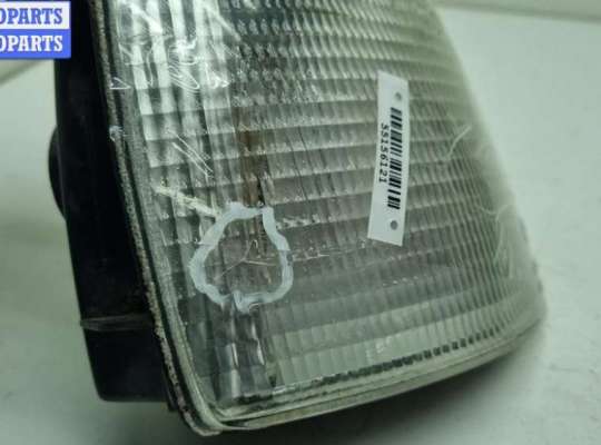 купить Поворотник (указатель поворота) правый на Volkswagen Passat B3