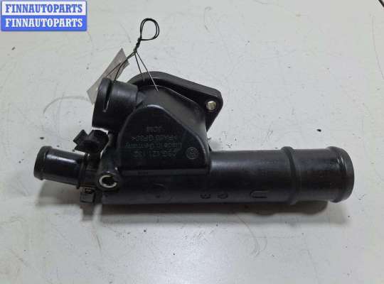 купить Фланец (тройник) системы охлаждения на Volkswagen Passat B6