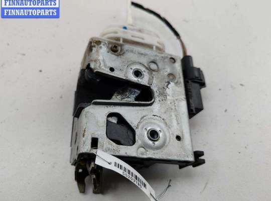 купить Замок двери передней правой на Audi A4 B5 (1994-2001)