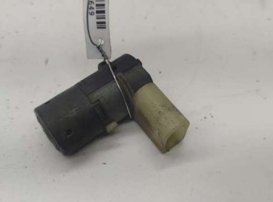 купить Датчик парковки (парктроник) задний на Audi A6 C5 (1997-2005)