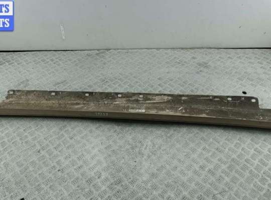 купить Накладка на порог наружная левая на Mercedes E-Class W211 (2002-2009)