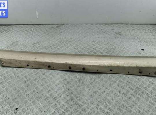 купить Накладка на порог наружная левая на Mercedes E-Class W211 (2002-2009)