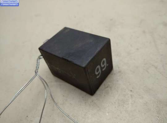 купить Реле стеклоочистителя (дворников) на Volkswagen Transporter T4