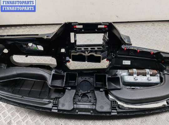 купить Панель приборная (торпедо) на BMW 5 F10/F11 (2009-2017)