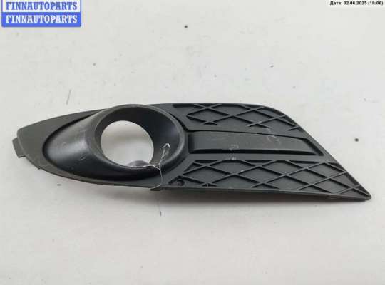 купить Рамка фары противотуманной левой на Ford Focus II (2004-2011)