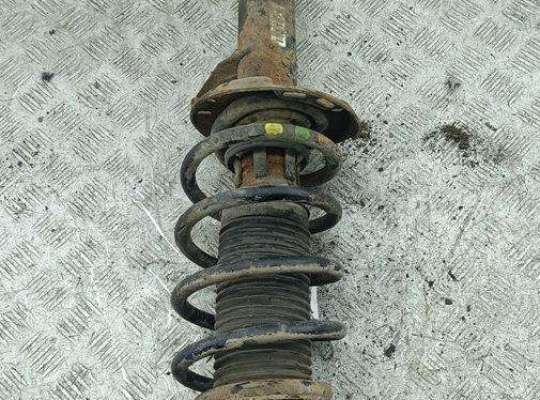 купить Стойка подвески передняя правая на Volkswagen Passat B6