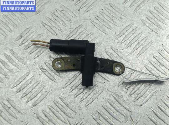 Датчик положения коленвала RN1557043 на Renault Scenic II (2003-2009)