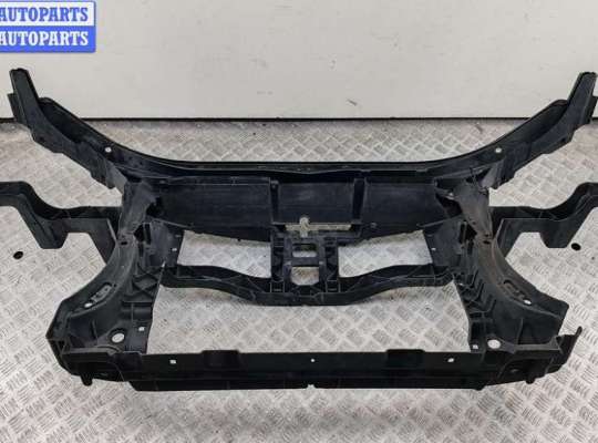 купить Рамка передняя (панель кузовная, телевизор) на Volkswagen Passat B6