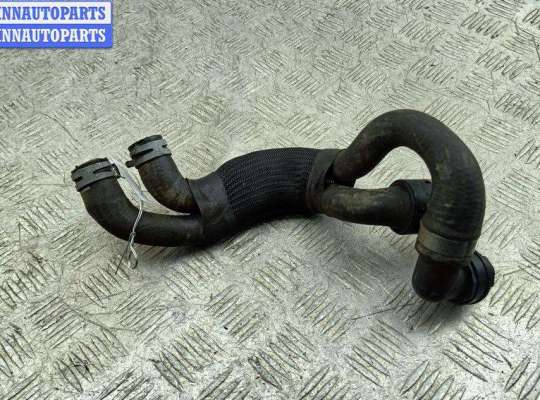 Патрубок отопителя (печки) OP2414464 на Opel Astra H (2004-2009)