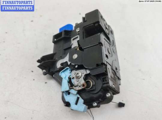 Замок двери передней левой VG2398583 на Volkswagen Touareg