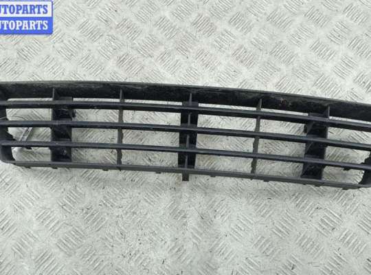 купить Решётка (заглушка) в бампер на Audi A6 C5 (1997-2005)