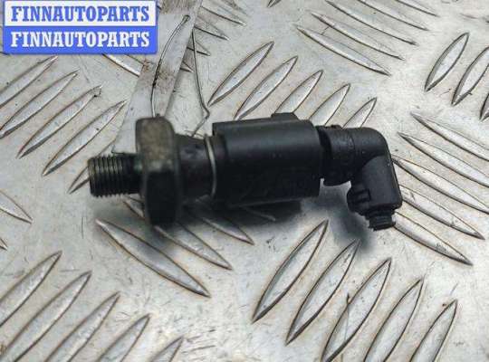 купить Датчик давления масла на Volkswagen Passat B6