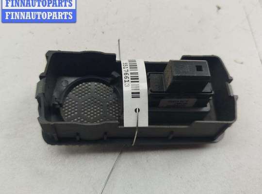 купить Кнопка стеклоподъемника заднего левого на Opel Vectra C (2002-2008)