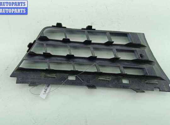 купить Решётка (заглушка) в бампер на Renault Scenic II (2003-2009)