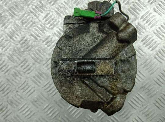 купить Компрессор кондиционера на Volkswagen Passat B5