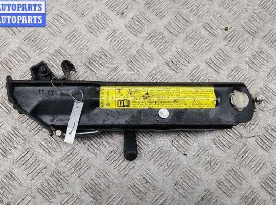 Домкрат VG2724126 на Volkswagen Passat B6