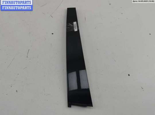 Накладка двери передней правой VG2294099 на Volkswagen Passat B5