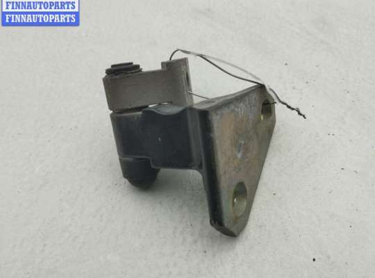 Петля двери на Volkswagen Passat B6 (3C)