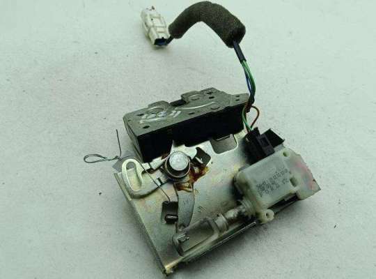 купить Замок багажника на Ford Mondeo III (2000-2007)