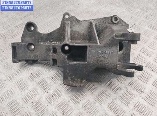 Купить Кронштейн генератора на Volkswagen Passat B5 Кронштейн генератора VG2663285 на Volkswagen Passat B5
